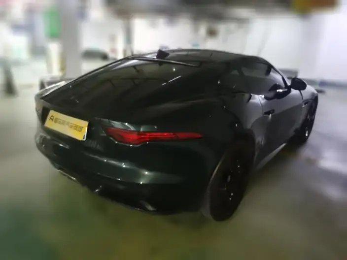 Jaguar F-TYPE 2024 Model P300 75th Anniversary Collector Edition Hardtop Edition – фото 2