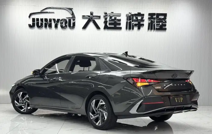 Hyundai Ioniq 2023 Model 1.5L CVT GLX Elite Edition – фото 5
