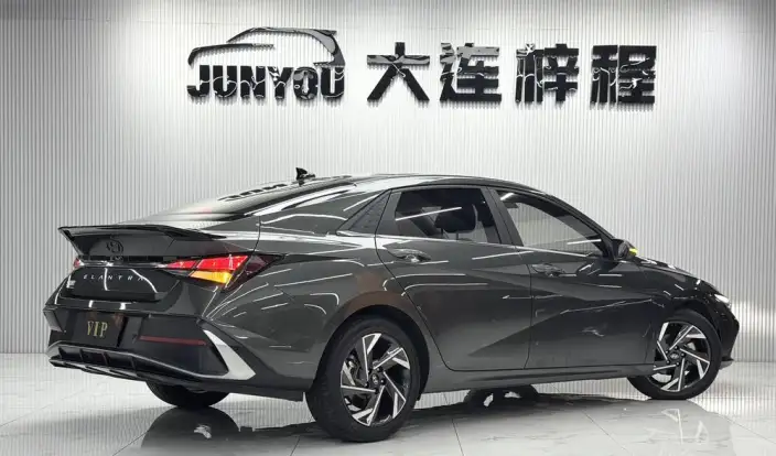 Hyundai Ioniq 2023 Model 1.5L CVT GLX Elite Edition – фото 7