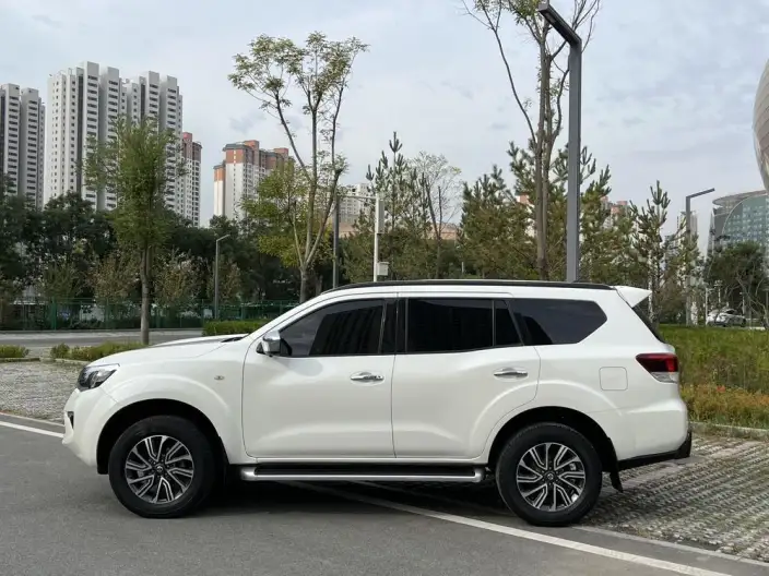 Nissan Terra 2020 Model 2.5L Automatic 4WD Deluxe Edition