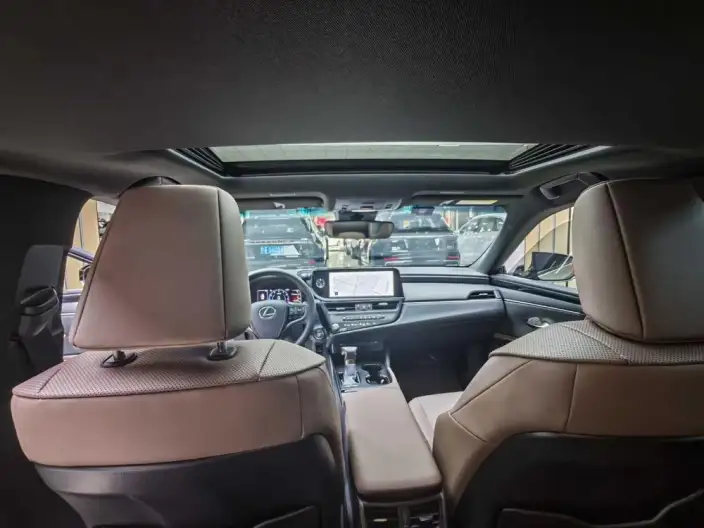Lexus ES 2022 Model 200 Superior Edition – фото 8