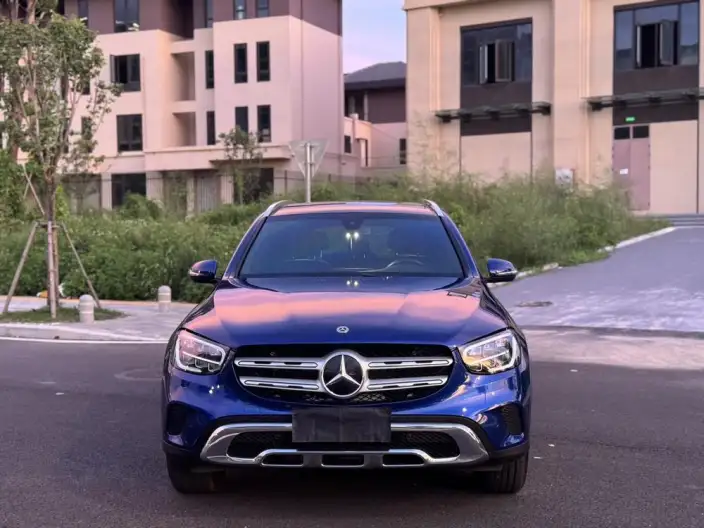 Mercedes-Benz GLC 2021 Model GLC 260 L 4MATIC Dynamic Model – фото 2
