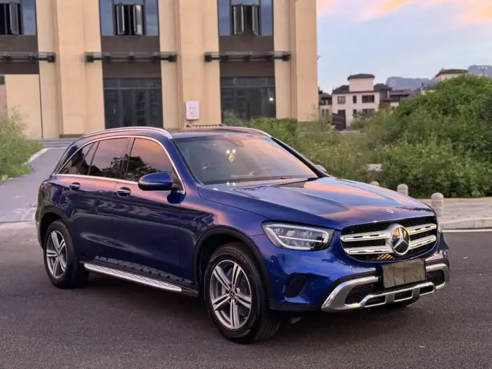 Mercedes-Benz GLC 2021 Model GLC 260 L 4MATIC Dynamic Model – фото 3