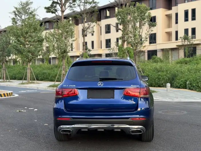 Mercedes-Benz GLC 2021 Model GLC 260 L 4MATIC Dynamic Model – фото 6