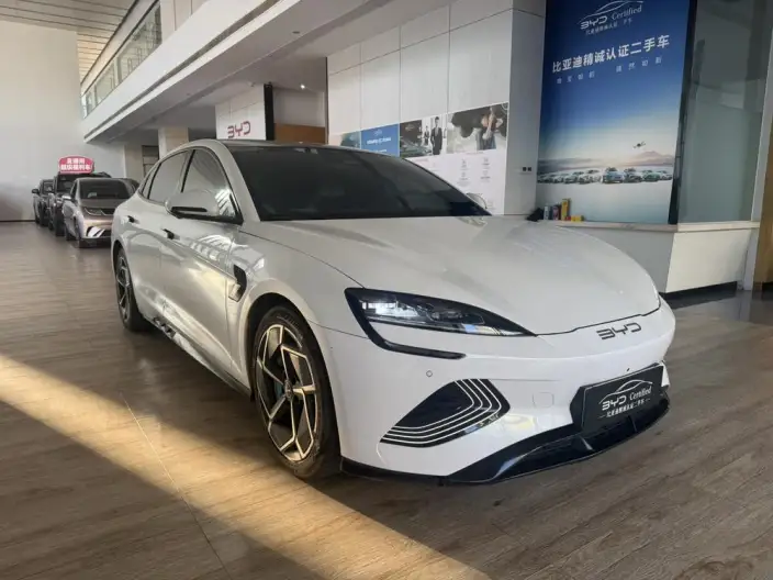 BYD Seal 2022 Model 700KM Long Battery Life Pro Rear Drive Edition