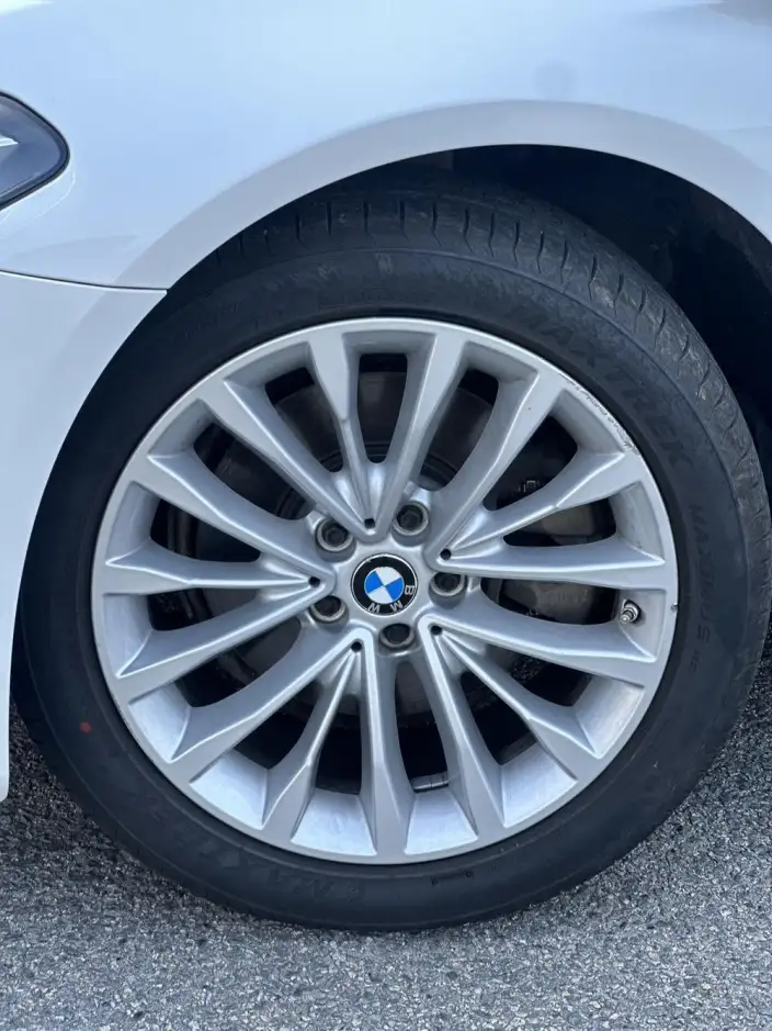 BMW 5 Series 2021 Model 525Li Luxury Set – фото 10