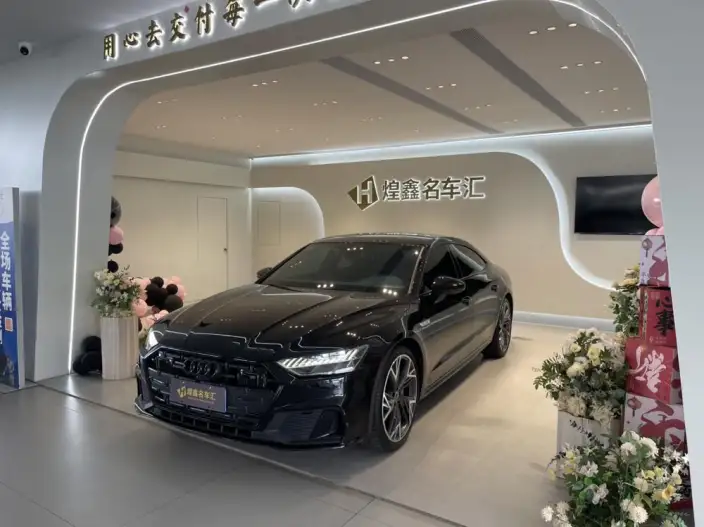 Audi A7 L 2024 Model 45 TFSI quattro Black Samurai Edition