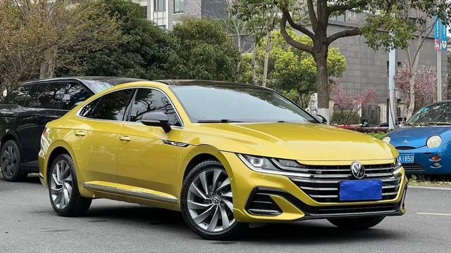 Volkswagen CC 2021 380TSI Eye-Catching – фото 3