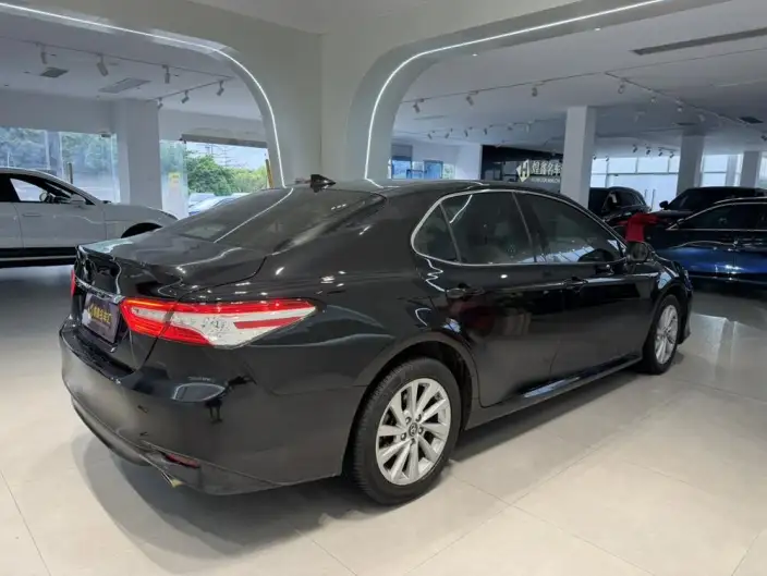 Toyota Camry 2021 Model 2.0G Deluxe Edition – фото 6