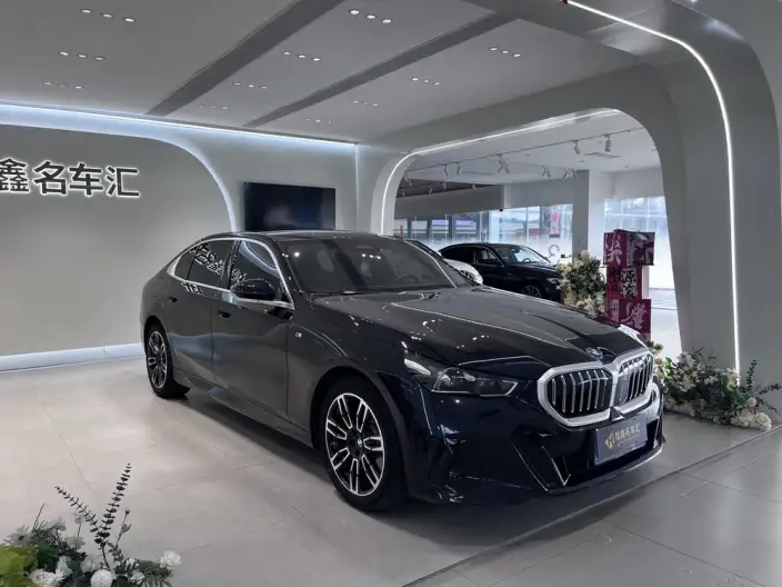 BMW 5 Series 2025 Model Facelift 525Li M Sports Set