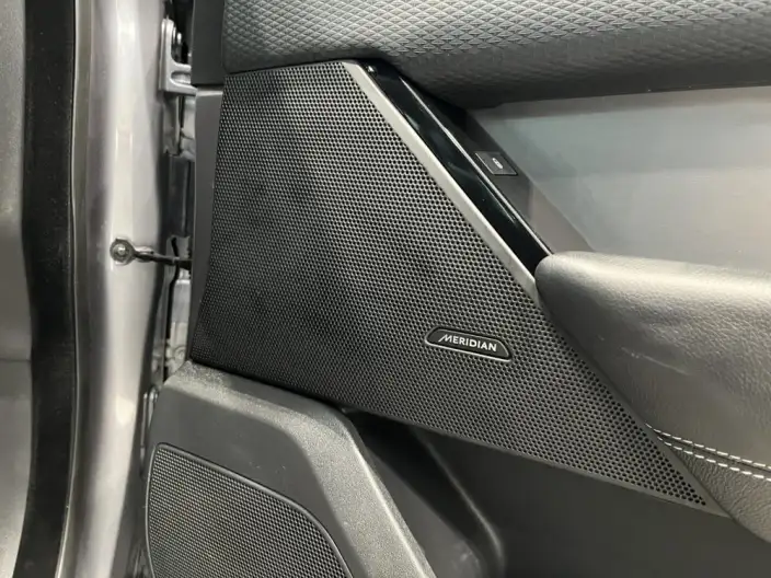 Range Rover Velar 2020 Model P340 R-DYNAMIC S – фото 8