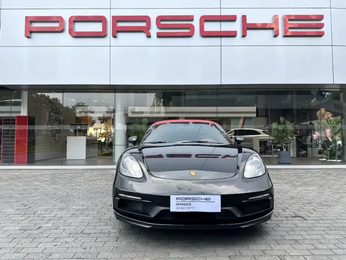Porsche 718 2023 Model Spyder 2.0T