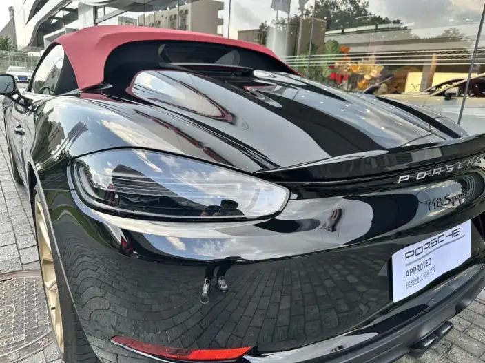 Porsche 718 2023 Model Spyder 2.0T