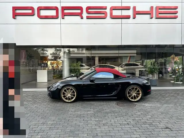 Porsche 718 2023 Model Spyder 2.0T