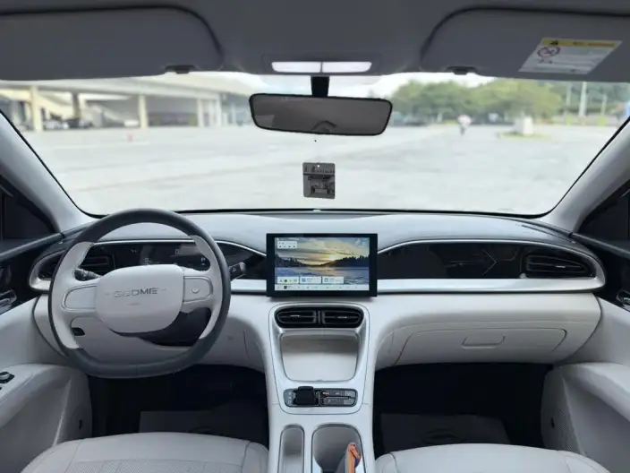 Geely Galaxy StarWish 2025 Model 310km Youth Edition – фото 9