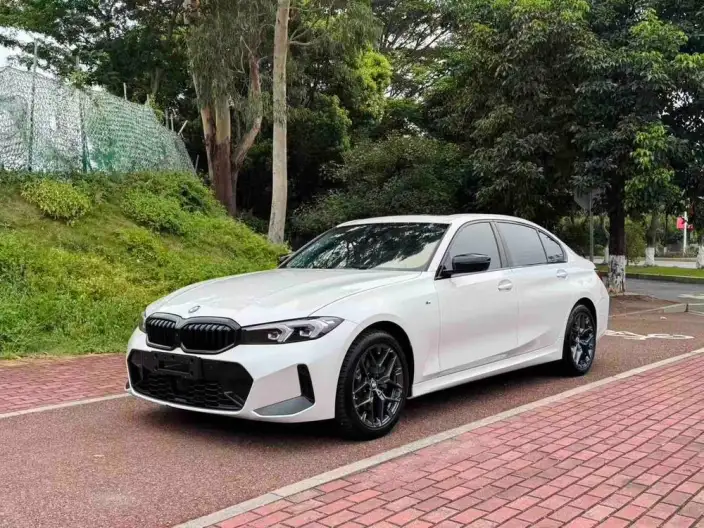 BMW 3 Series 2025 Model 330Li M Sports Night Set – фото 1