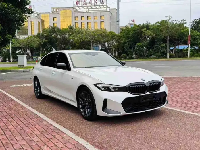 BMW 3 Series 2025 Model 330Li M Sports Night Set – фото 3