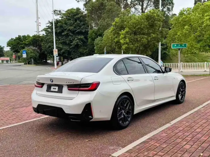 BMW 3 Series 2025 Model 330Li M Sports Night Set – фото 5