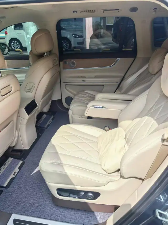 Aito M9 2024 Model Extended Range Ultra VI seat Edition – фото 7