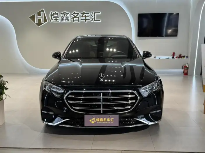 Mercedes-Benz E-Class 2024 Model E 300 L Luxury Model sedan – фото 2