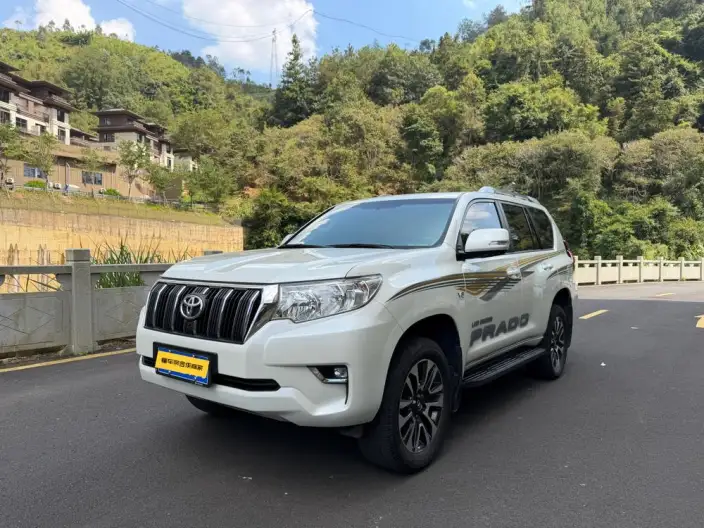 Prado import0 2023 Model 4.0L Automatic 4WD 7 seat Parallel Imported – фото 1