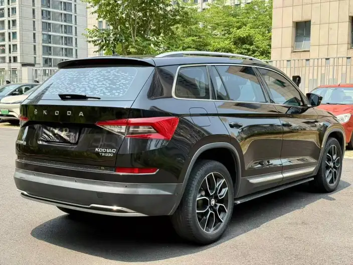 Skoda Kodiaq 2021 Model TSI330 5 seat 2WD Luxury Premium Edition – фото 6