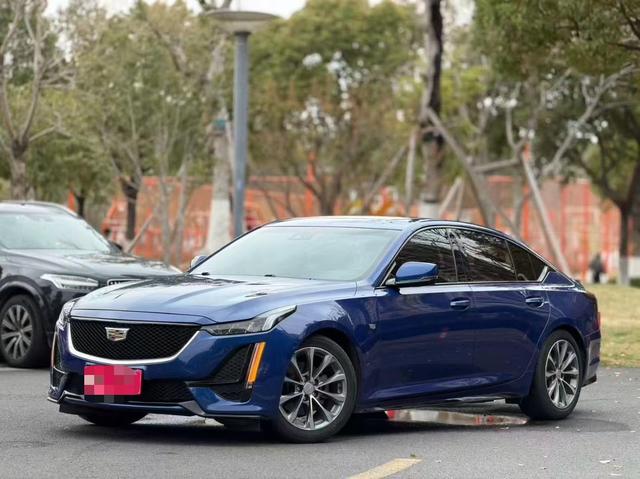 Cadillac C T5 Модель 2020 года 28T Leading Sport Sport – фото 1