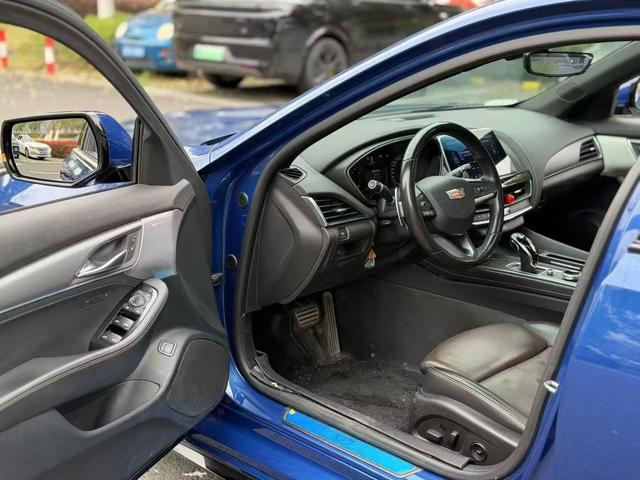 Cadillac C T5 Модель 2020 года 28T Leading Sport Sport – фото 4