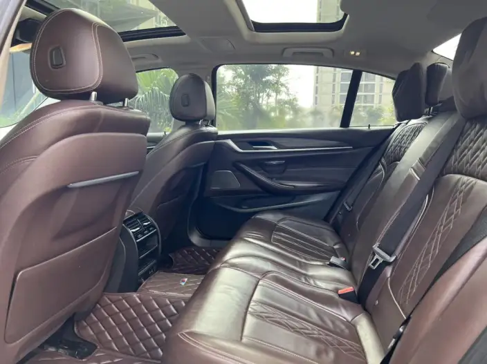 BMW 5 Series 2020 Model 530Li Leading Model Luxury Set – фото 9