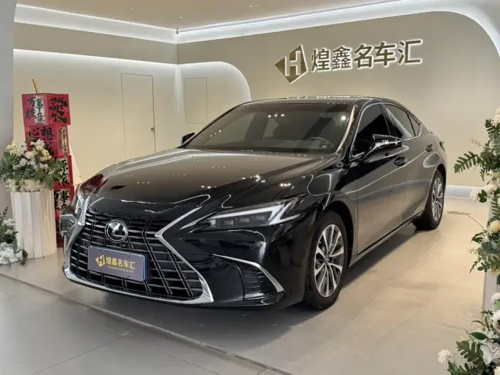 Lexus ES 2025 Model 300h Premium