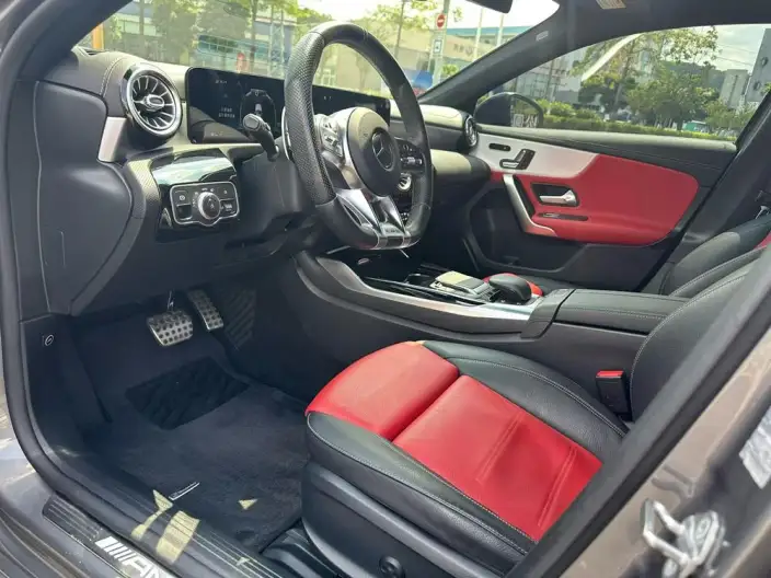 Mercedes-Benz A-Class AMG Imported 2020 Model AMG A 35 4MATIC – фото 8