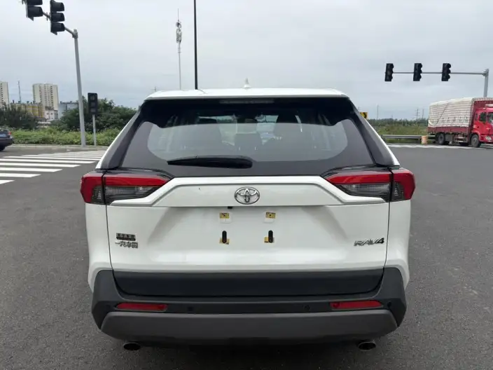 Toyota RAV4 2020 Model 2.0L CVT 2WD Fashion Plus Edition – фото 4