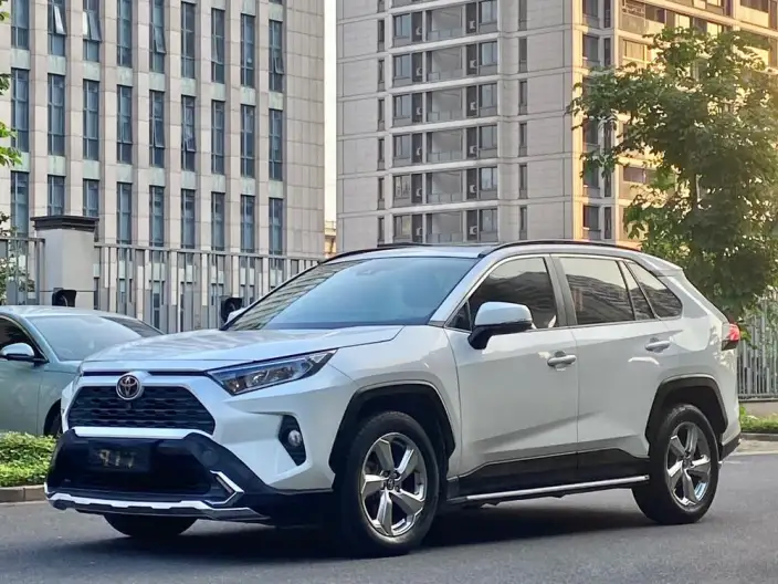 Toyota RAV4 2020 Model 2.0L CVT 2WD Fashion edition