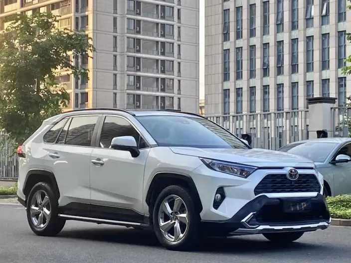 Toyota RAV4 2020 Model 2.0L CVT 2WD Fashion edition