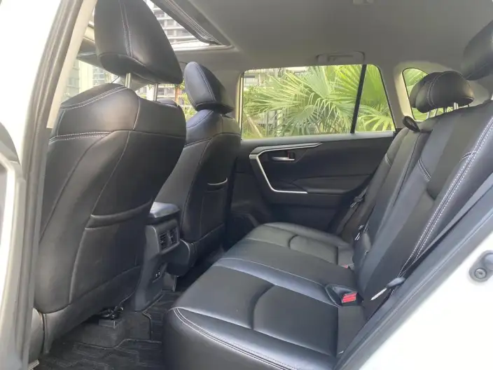 Toyota RAV4 2020 Model 2.0L CVT 2WD Fashion edition – фото 9