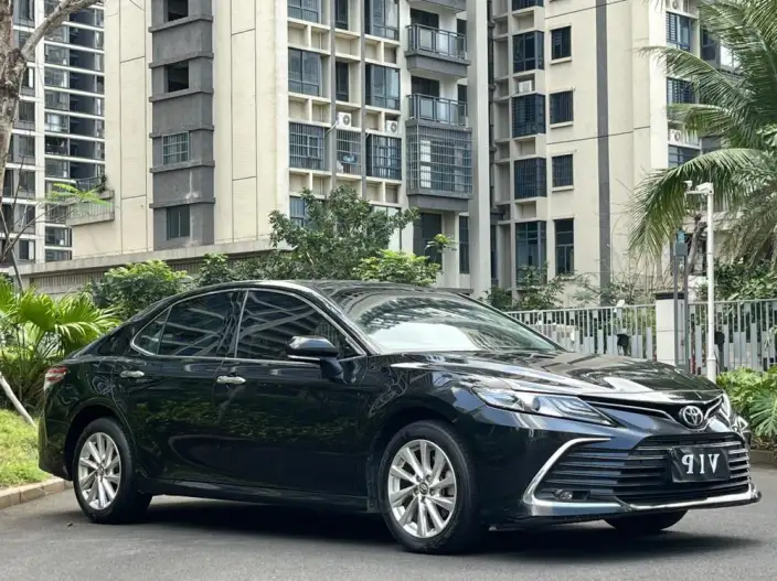 Toyota Camry 2022 Model 2.0G Deluxe Edition
