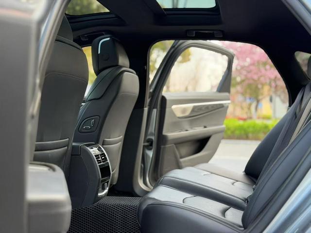 Cadillac CT6 2023 28T Luxury – фото 5