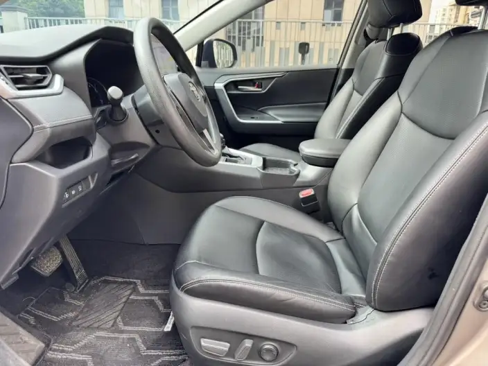 Toyota RAV4 2022 Model Hybrid 2.5L CVT 2WD Elite Edition – фото 8