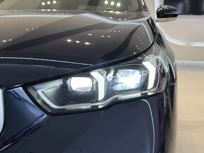 BMW 5 Series 2026 Model 530Li Leading Model M Sports Set – фото 7