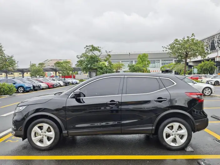 Nissan Qashqai 2022 Model 2.0L XV Smart Edition