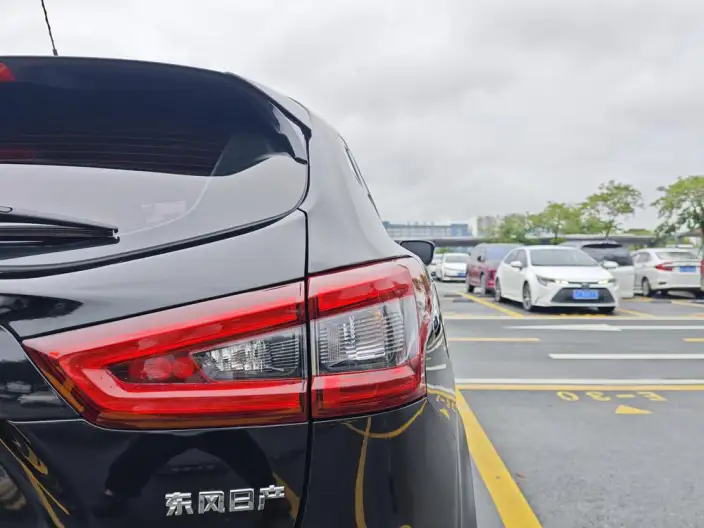 Nissan Qashqai 2022 Model 2.0L XV Smart Edition – фото 10