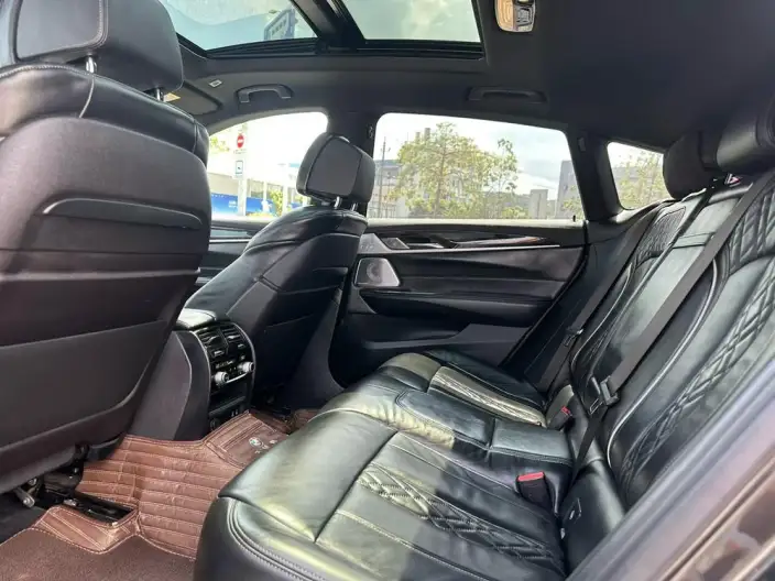 BMW 6 Series GT 2020 Model 630i M Sports Traveler Edition – фото 9