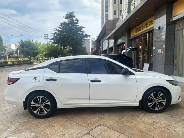Nissan Sylphy 2022 Model 1.6L XL CVT Yuexiang Edition – фото 7