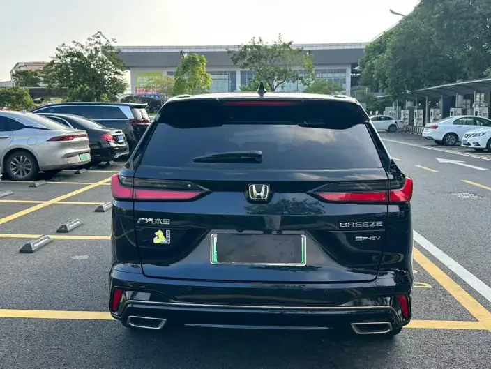 Honda BREEZE PHEV 2023 Model e:PHEV Exclusive Edition – фото 5