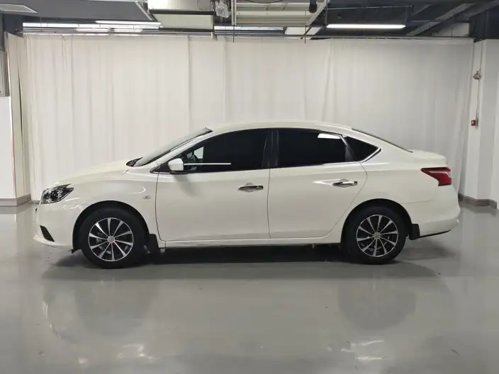 Nissan Sylphy 2021 Model Classic 1.6 XE CVT Comfort Edition