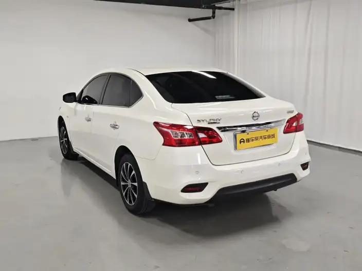 Nissan Sylphy 2021 Model Classic 1.6 XE CVT Comfort Edition – фото 5