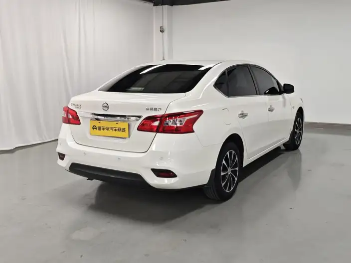 Nissan Sylphy 2021 Model Classic 1.6 XE CVT Comfort Edition – фото 7