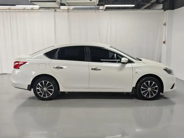 Nissan Sylphy 2021 Model Classic 1.6 XE CVT Comfort Edition – фото 8