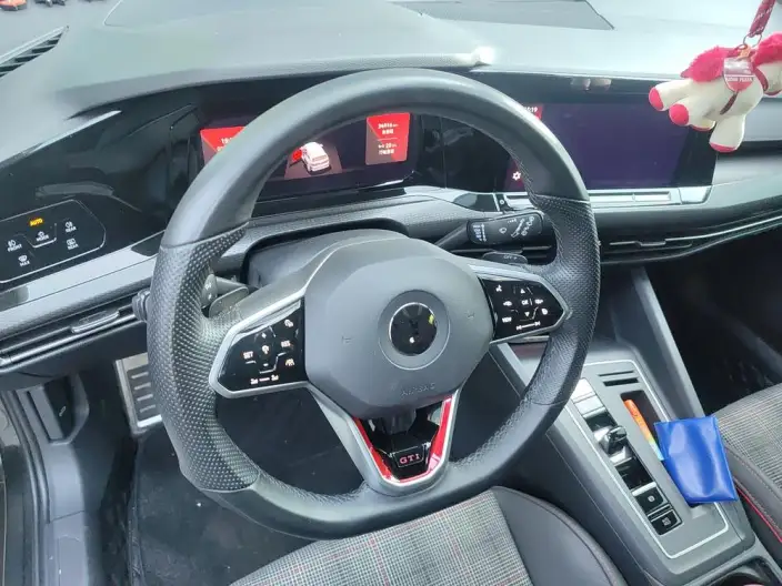 Volkswagen Golf GTI 2021 Model 380TSI DSG GTI – фото 7