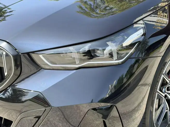 BMW i5 2024 Model eDrive35L Luxury Set – фото 7